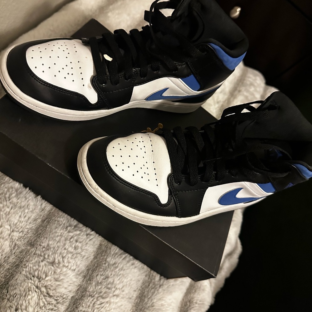 Jordan Air Mid 1 Sneakers in Racer Blue - Picture 3 of 3